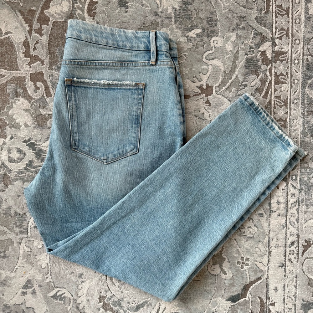 Good American Good Girlfriend Jeans - Picture 4 of 13